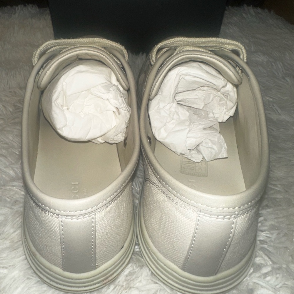 Gucci Women's Light Beige Lace-Up Sneakers - Picture 7 of 16